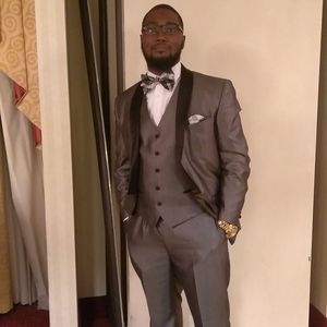 Meet your Posher, Laurence